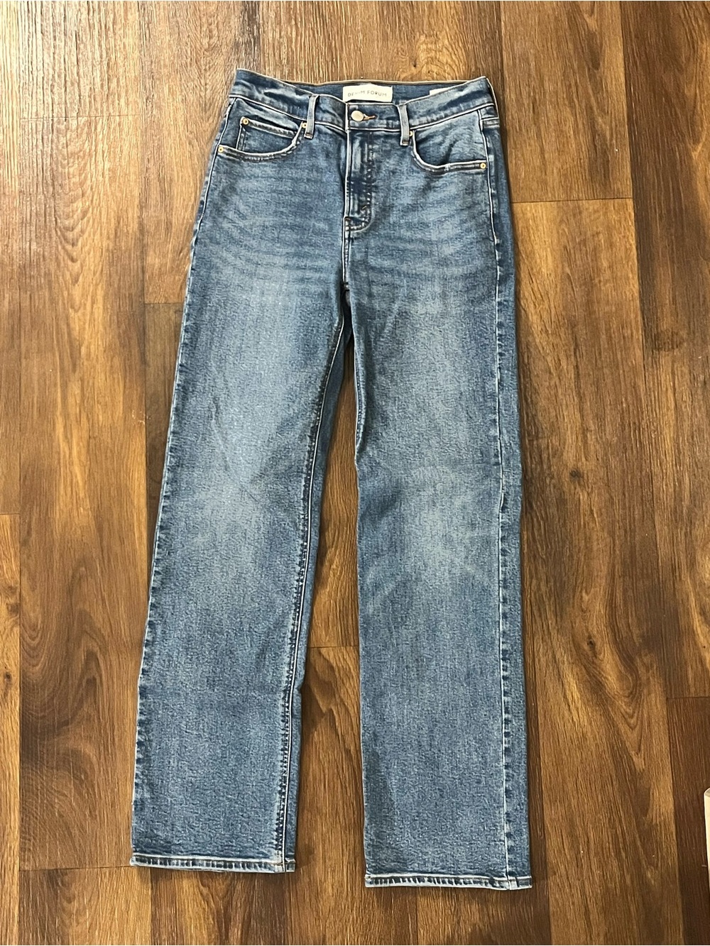 Denim Forum The 90s Snatched Mid Rise Straight Jean at Aritzia Size 27